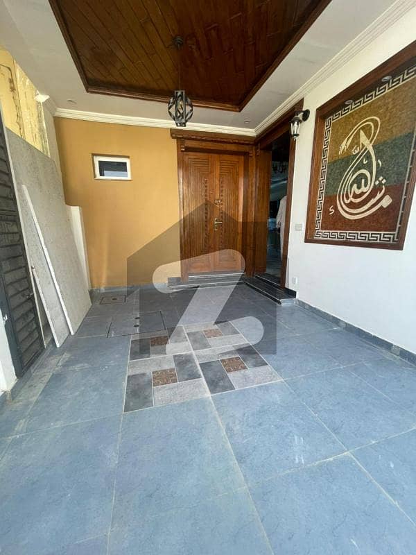 5 Marla Brand new designer house up for sale 5 Marla Brand new designer house up for sale