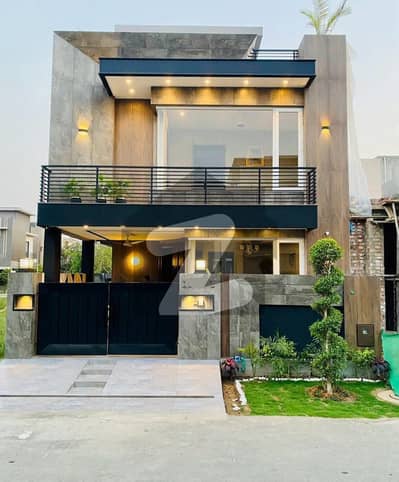 P. W. D. Street 17 Behind Main Road, Ideal Location, Reasonable Price P. W. D. Street 17 Behind Main Road, Ideal Location, Reasonable Price