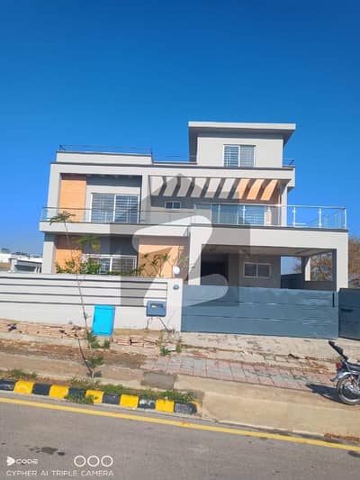ڈی ایچ اے ڈیفینس فیز 5 ڈی ایچ اے ڈیفینس,اسلام آباد میں 5 کمروں کا 1 کنال مکان 9.0 کروڑ میں برائے فروخت۔