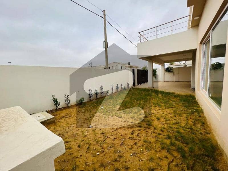500 Sq. Yds HOUSE AVAILBLE FOR SALE 500 Sq. Yds HOUSE AVAILBLE FOR SALE