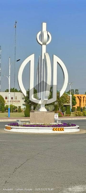 10 Marla LDA Approved Plot Available For Sale In Very Reasonable Price Near To Market Near To Park Near To Mosque In Southern Block Bahria Orchard Lahore.