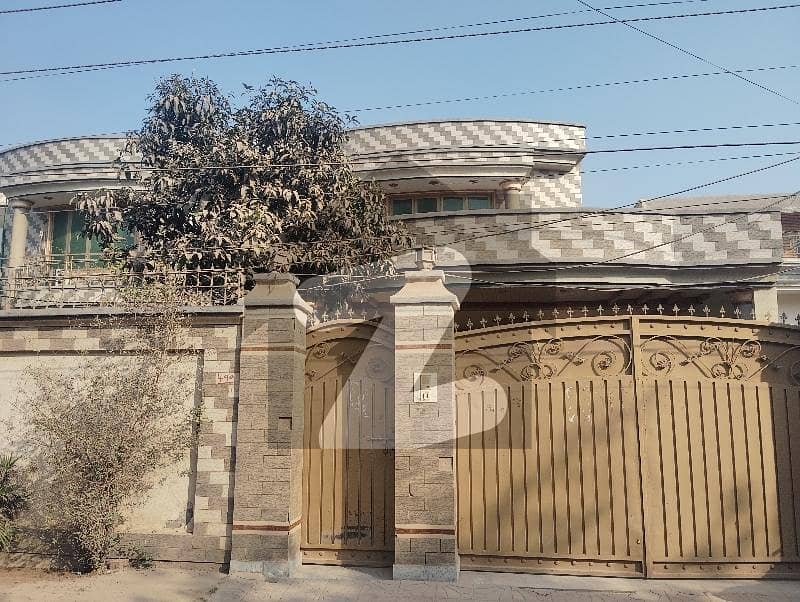 1 Kanal Double Story House Available For Sale 1 Kanal Double Story House Available For Sale
