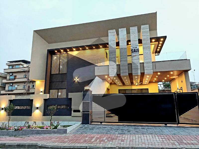 1 Kanal Luxury House In Bahria Town 1 Kanal Luxury House In Bahria Town