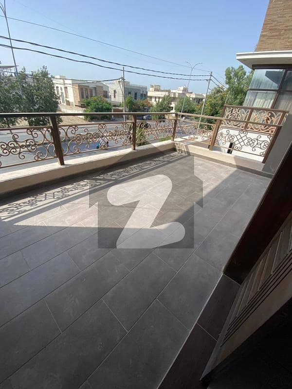 ڈی ایچ اے فیز 7 ڈی ایچ اے ڈیفینس,کراچی میں 8 کمروں کا 1 کنال مکان 5.5 لاکھ میں کرایہ پر دستیاب ہے۔ ڈی ایچ اے فیز 7 ڈی ایچ اے ڈیفینس,کراچی میں 8 کمروں کا 1 کنال مکان 5.5 لاکھ میں کرایہ پر دستیاب ہے۔