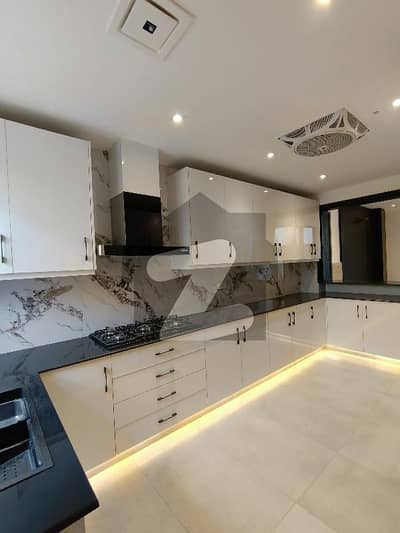 E-11/3 Mind Blowing Location What A Outstanding Upper Portion For Rent