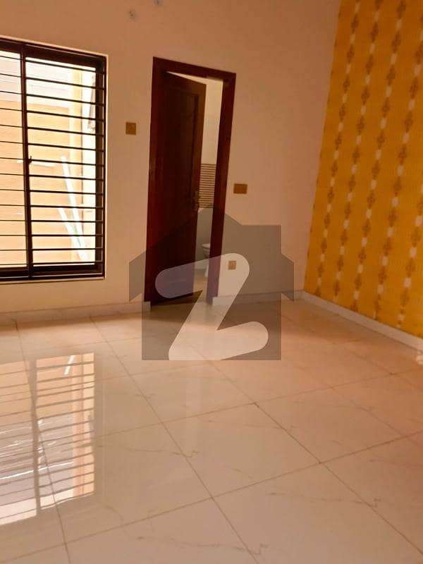 10 Marla Upper Portion For Rent 10 Marla Upper Portion For Rent