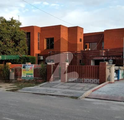 چنار باغ ۔ خیبر بلاک چنار باغ,لاہور میں 1 کنال رہائشی پلاٹ 1.1 کروڑ میں برائے فروخت۔
