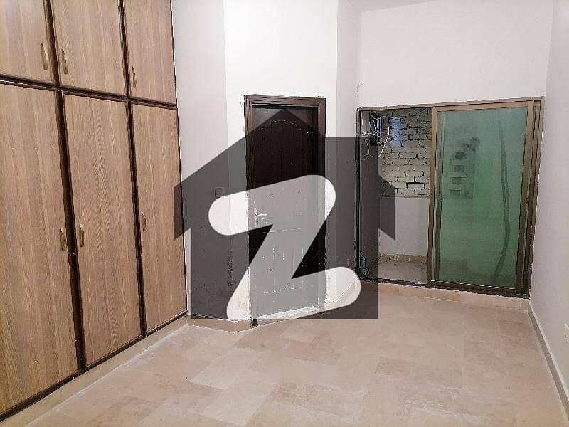 850 Square Feet Flat In E-11 Is Best Option 850 Square Feet Flat In E-11 Is Best Option