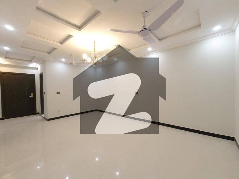Prime Location 800 Square Feet Flat For sale In E-11 Prime Location 800 Square Feet Flat For sale In E-11