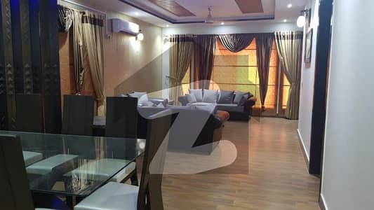 ای ایم ای سوسائٹی لاہور میں 8 کمروں کا 1 کنال مکان 13.0 کروڑ میں برائے فروخت۔