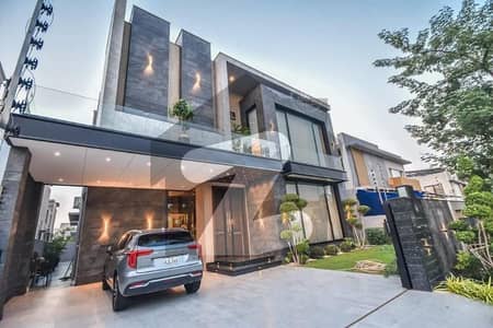 1 KANAL AESTHETICALLY DESIGNED BRAND NEW HOUSE FOR SALE IN DHA PHASE 7 LAHORE