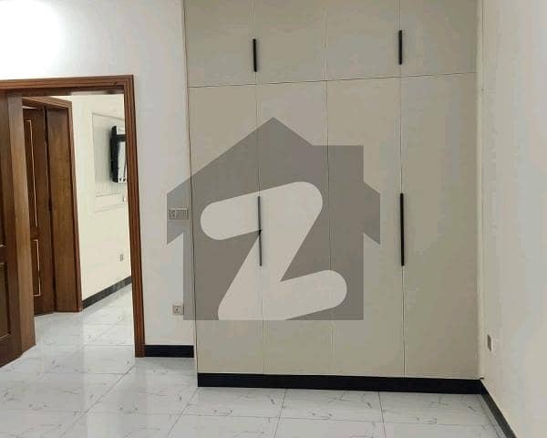 800 Square Yards House In Only Rs. 700000000 800 Square Yards House In Only Rs. 700000000