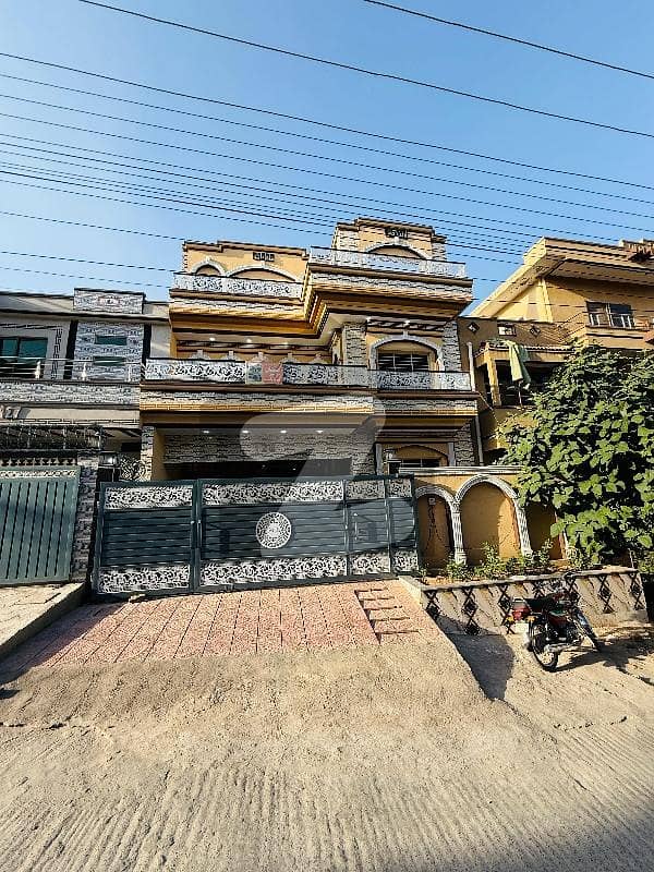 ائیرپورٹ ایونیو ہاؤسنگ سوسائٹی اسلام آباد میں 6 کمروں کا 8 مرلہ مکان 3.1 کروڑ میں برائے فروخت۔ ائیرپورٹ ایونیو ہاؤسنگ سوسائٹی اسلام آباد میں 6 کمروں کا 8 مرلہ مکان 3.1 کروڑ میں برائے فروخت۔