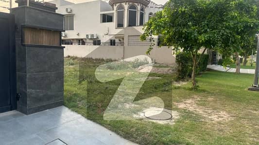 ڈی ایچ اے فیز 6 - بلاک ایل فیز 6,ڈیفنس (ڈی ایچ اے),لاہور میں 1 کنال رہائشی پلاٹ 5.5 کروڑ میں برائے فروخت۔ ڈی ایچ اے فیز 6 - بلاک ایل فیز 6,ڈیفنس (ڈی ایچ اے),لاہور میں 1 کنال رہائشی پلاٹ 5.5 کروڑ میں برائے فروخت۔