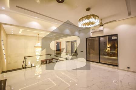 1 KANAL UPPER PORTION EXCELLENT LOCATION TOP CLASS OPTION AVAILABLE IN DHA PHASE 2