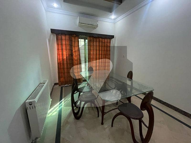HOUSE FOR RENT IN F-6 HOUSE FOR RENT IN F-6