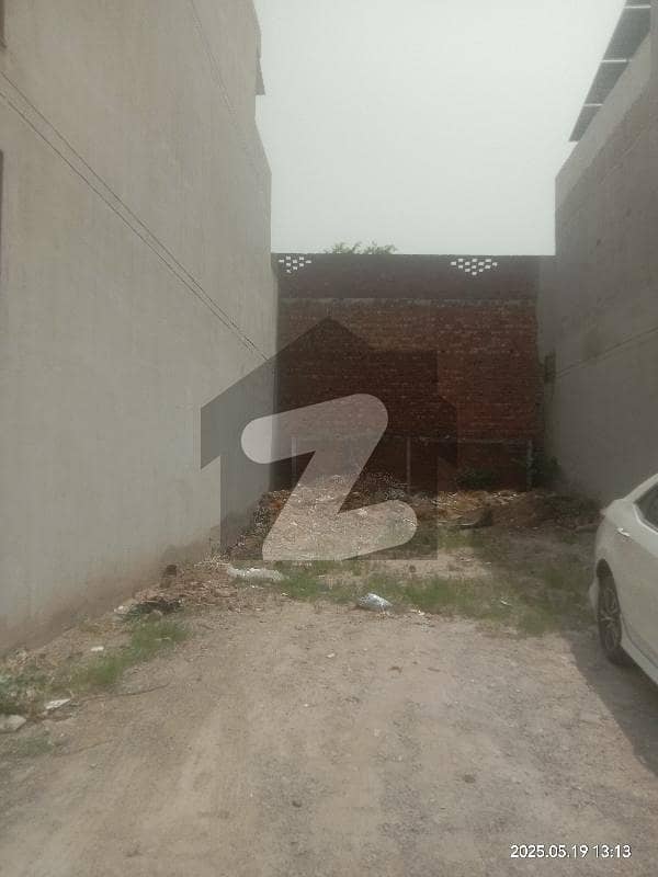 17/9 Plot Number Urgent For Sale 17/9 Plot Number Urgent For Sale