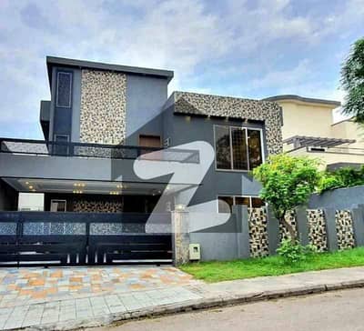 Luxury 1 Kanal Stylish Full House For Rent In Phase 2