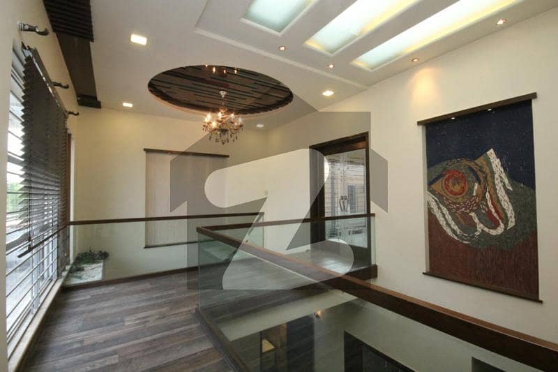 1 Kanal Upper Portion Like Brand New with Separate Gate Location DHA Phase 3 1 Kanal Upper Portion Like Brand New with Separate Gate Location DHA Phase 3