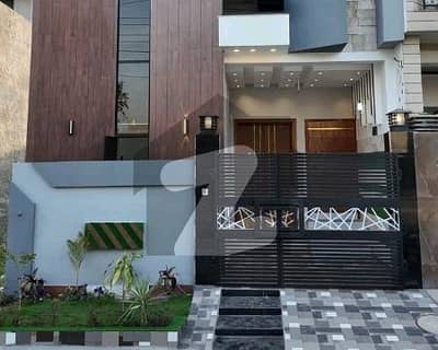 Prime Location Al Hafeez Garden - Phase 5 House Sized 3 Marla Is Available Prime Location Al Hafeez Garden - Phase 5 House Sized 3 Marla Is Available