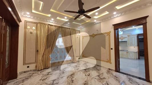 1 Kanal House Available For Rent In Lake City Prime Location