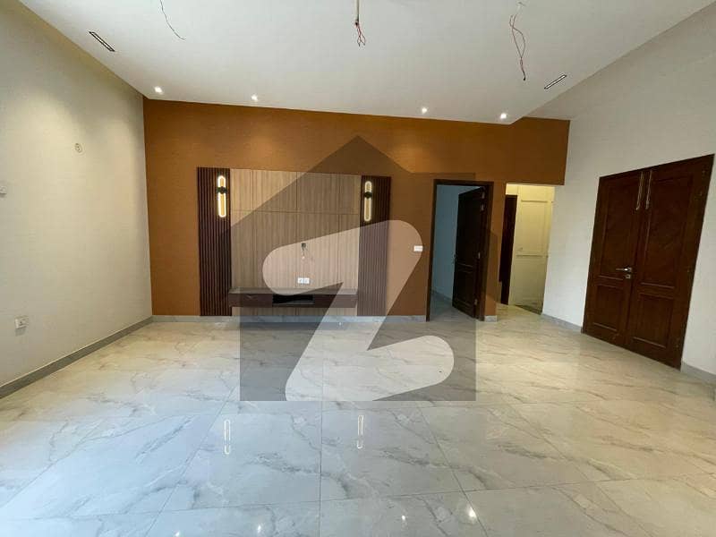 4 BEDROOMS DRAWING NEW GROUND FLOOR PORTION FOR SALE 4 BEDROOMS DRAWING NEW GROUND FLOOR PORTION FOR SALE