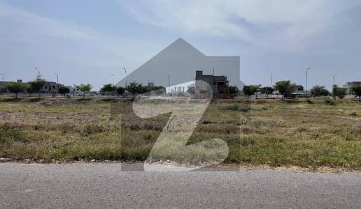 Corner Plot Available For Sale in the Prime block T - 100 Ft Rd Corner Plot Available For Sale in the Prime block T - 100 Ft Rd