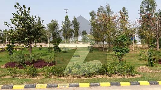 LDA CITY G 1 BLOCK PROME LOCATION CORNER PLOT AVAILABLE
