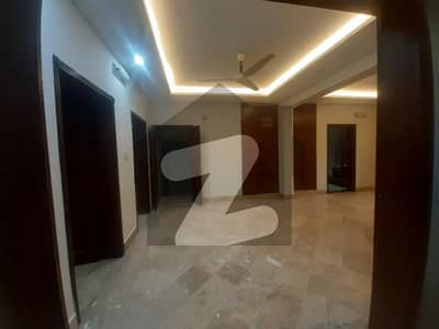 F11/3, 30*70,Corner House For Sale