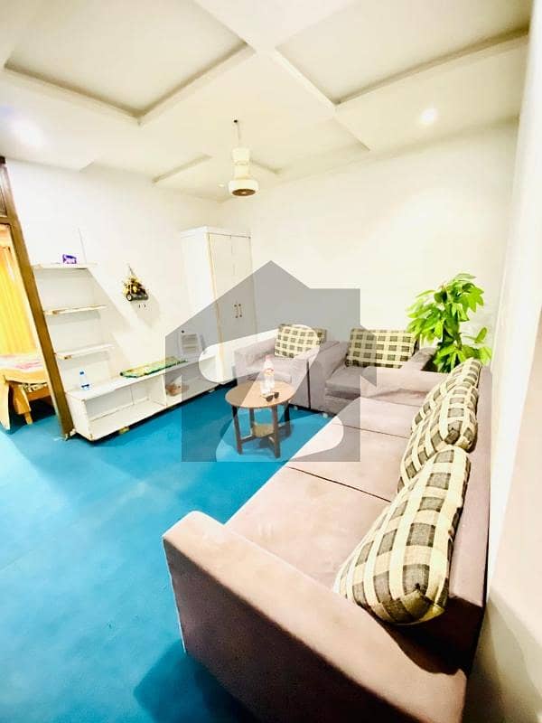 One Bed Flat Fully Furnish For In Phase 8 Near Market Mosque Commercial Park Hospital One Bed Flat Fully Furnish For In Phase 8 Near Market Mosque Commercial Park Hospital
