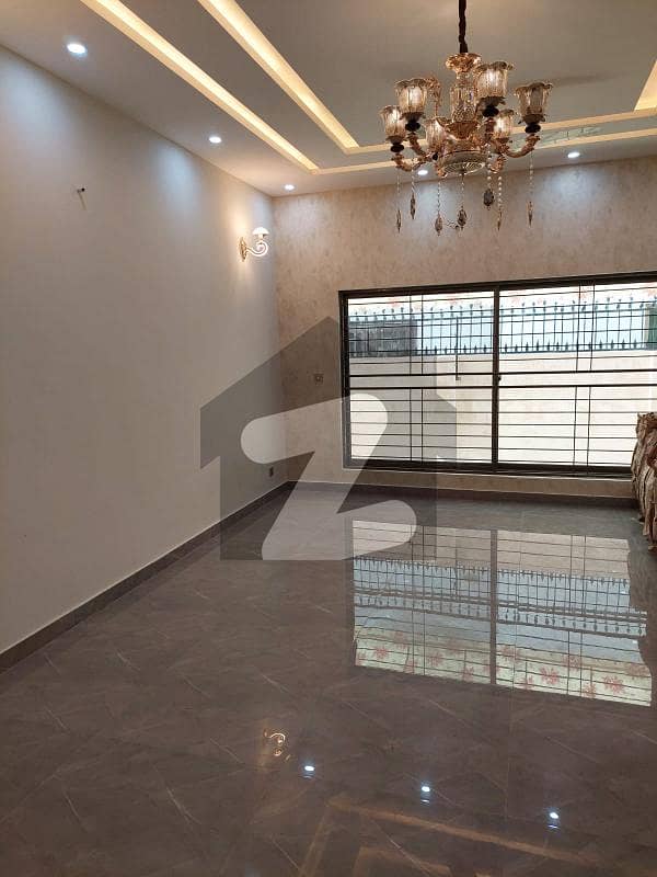 One kanal Useable Tripple Unit house is Available for sale in Dha Phase 02 Islamabad One kanal Useable Tripple Unit house is Available for sale in Dha Phase 02 Islamabad