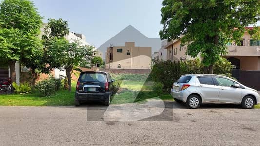 ڈی ایچ اے فیز 4 - بلاک ڈبل ایچ فیز 4,ڈیفنس (ڈی ایچ اے),لاہور میں 1 کنال رہائشی پلاٹ 4.65 کروڑ میں برائے فروخت۔ ڈی ایچ اے فیز 4 - بلاک ڈبل ایچ فیز 4,ڈیفنس (ڈی ایچ اے),لاہور میں 1 کنال رہائشی پلاٹ 4.65 کروڑ میں برائے فروخت۔