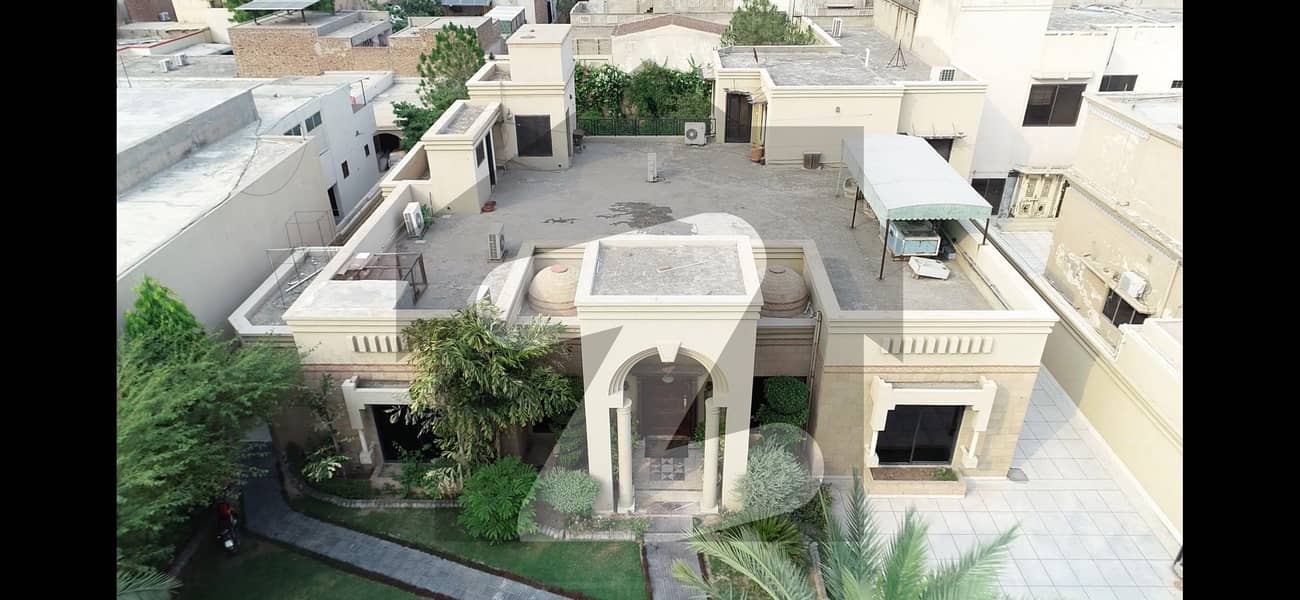 2 KANAL FURNISHED DESIGNER BUNGALOW FOR SALE 2 KANAL FURNISHED DESIGNER BUNGALOW FOR SALE