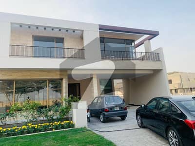 **Elegant 34 Marla Corner Luxury Villa For Sale In Defense Raya Serene Living At Its Finest!** **Elegant 34 Marla Corner Luxury Villa For Sale In Defense Raya Serene Living At Its Finest!**