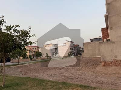 Prime Location 10 Marla Residential Plot In Park View City Of Lahore Is Available For Sale Prime Location 10 Marla Residential Plot In Park View City Of Lahore Is Available For Sale