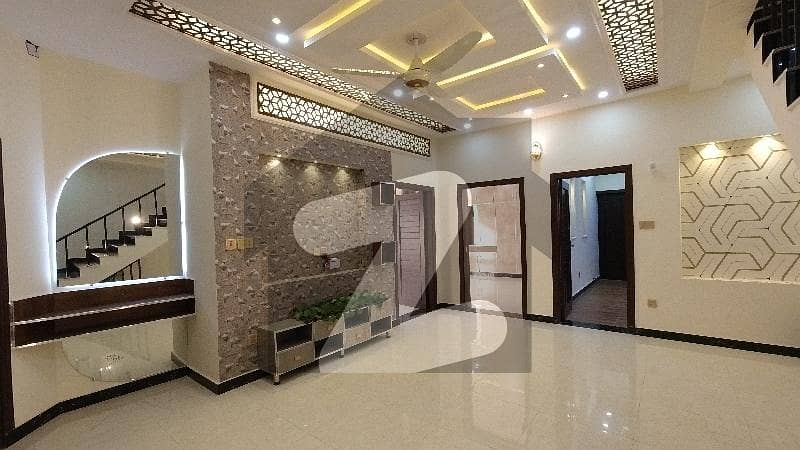 E-11, Beautiful 8 Marla House 5 Bed DD TvL Rent 1.70 Lac E-11, Beautiful 8 Marla House 5 Bed DD TvL Rent 1.70 Lac
