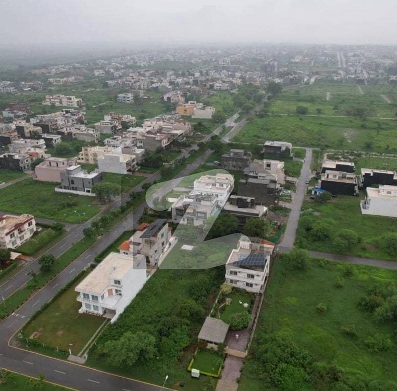 PLOT FOR SALE IN D12/1