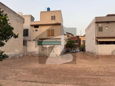 پارک ویو سٹی لاہور میں 10 مرلہ رہائشی پلاٹ 90.0 لاکھ میں برائے فروخت۔