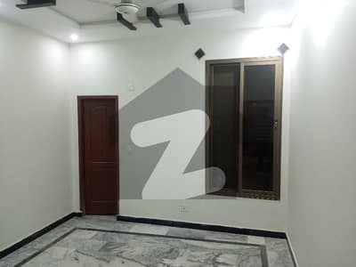 ایچ ۔ 13 اسلام آباد میں 2 کمروں کا 5 مرلہ مکان 1.25 کروڑ میں برائے فروخت۔