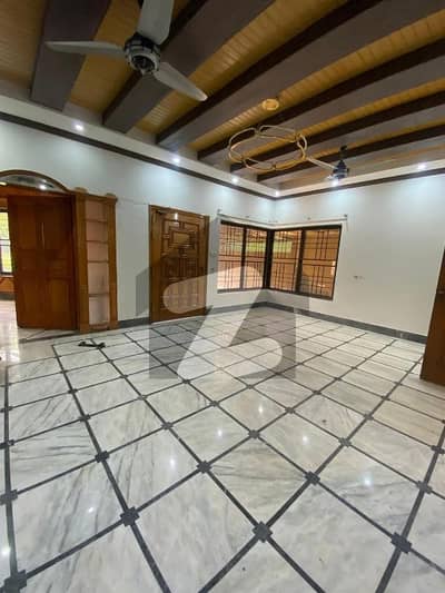 Phase 2 Sector J 2 Kanal Vvip House For Rent