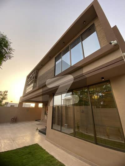 500 Sq Yd Designer 5/6 Bedrooms Villa Available On RENT In Precinct-4. All Amenities Nearby Including Park, Mosque &Amp; Midway Commercial. 5mins Drive From Main Gate Of BTK.