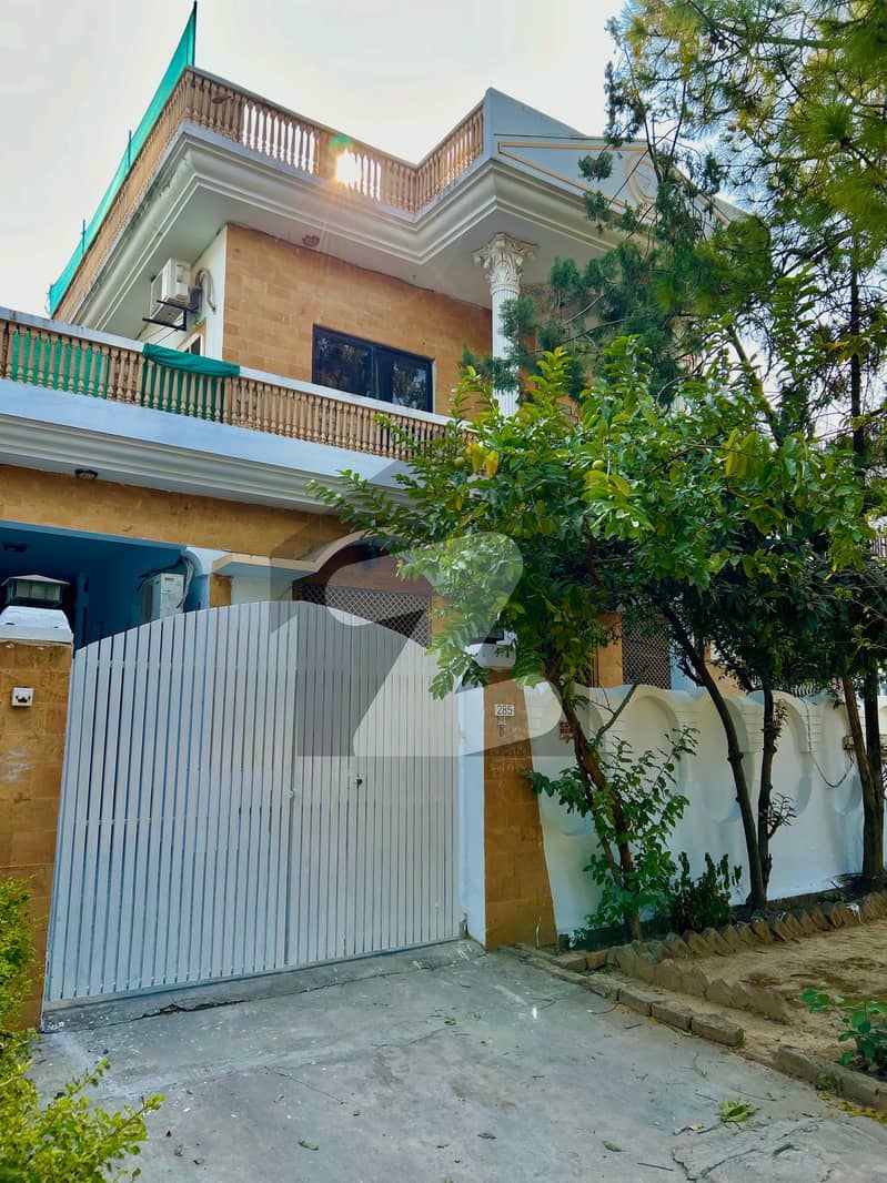 G-11/3 House Avalible For Sale G-11/3 House Avalible For Sale