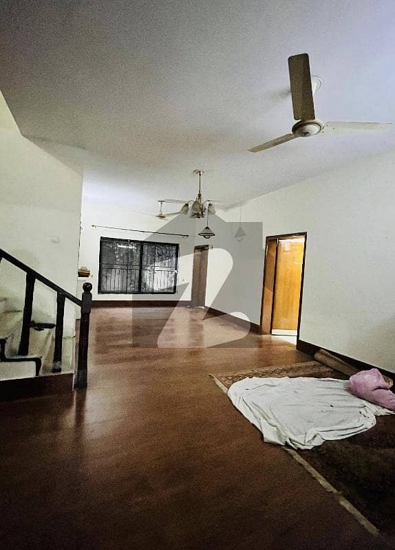 F-10 Full Renovated House Available For Rent A Beautiful Location F-10 Full Renovated House Available For Rent A Beautiful Location