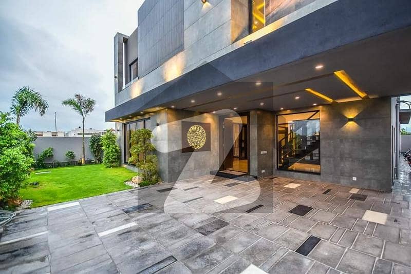 10 MARLA LIKE A BRAND NEW LUXRY HOUSE AVAILABLE FOR RENT IN DHA PHS 7 NEAR TO CARREFOR HOT LOCATION 10 MARLA LIKE A BRAND NEW LUXRY HOUSE AVAILABLE FOR RENT IN DHA PHS 7 NEAR TO CARREFOR HOT LOCATION