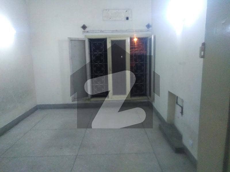 Neat And Clean Most Ideal Location And At Affordable Rate Neat And Clean Most Ideal Location And At Affordable Rate