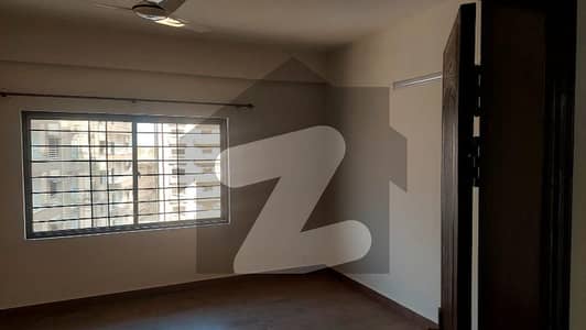 Railway Facing 3rd Floor Flat