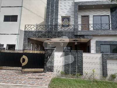 In Faisalabad You Can Find The Perfect House For Sale.