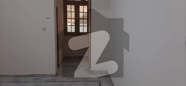 حیات آباد فیز 4 - این2 حیات آباد فیز 4,حیات آباد,پشاور میں 7 کمروں کا 10 مرلہ مکان 1.5 لاکھ میں کرایہ پر دستیاب ہے۔