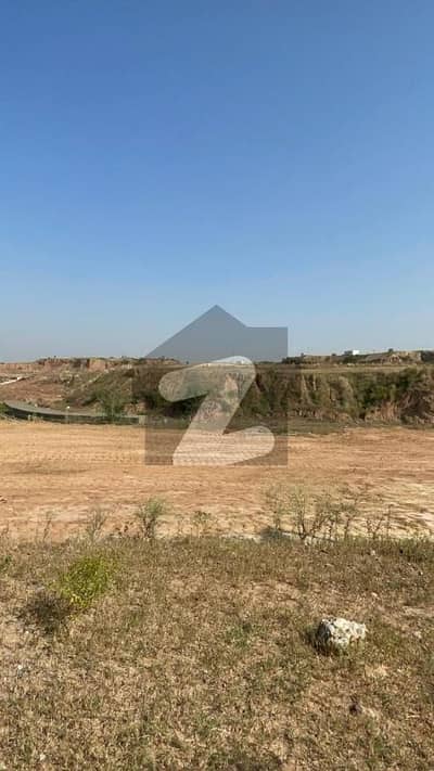1 Kanal Plot Available For Sale