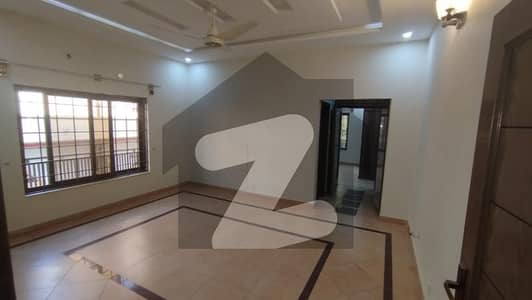 New Upper Portion , Separate Electricity And Gas Meter, Solar System Installed On Reasonable Rent